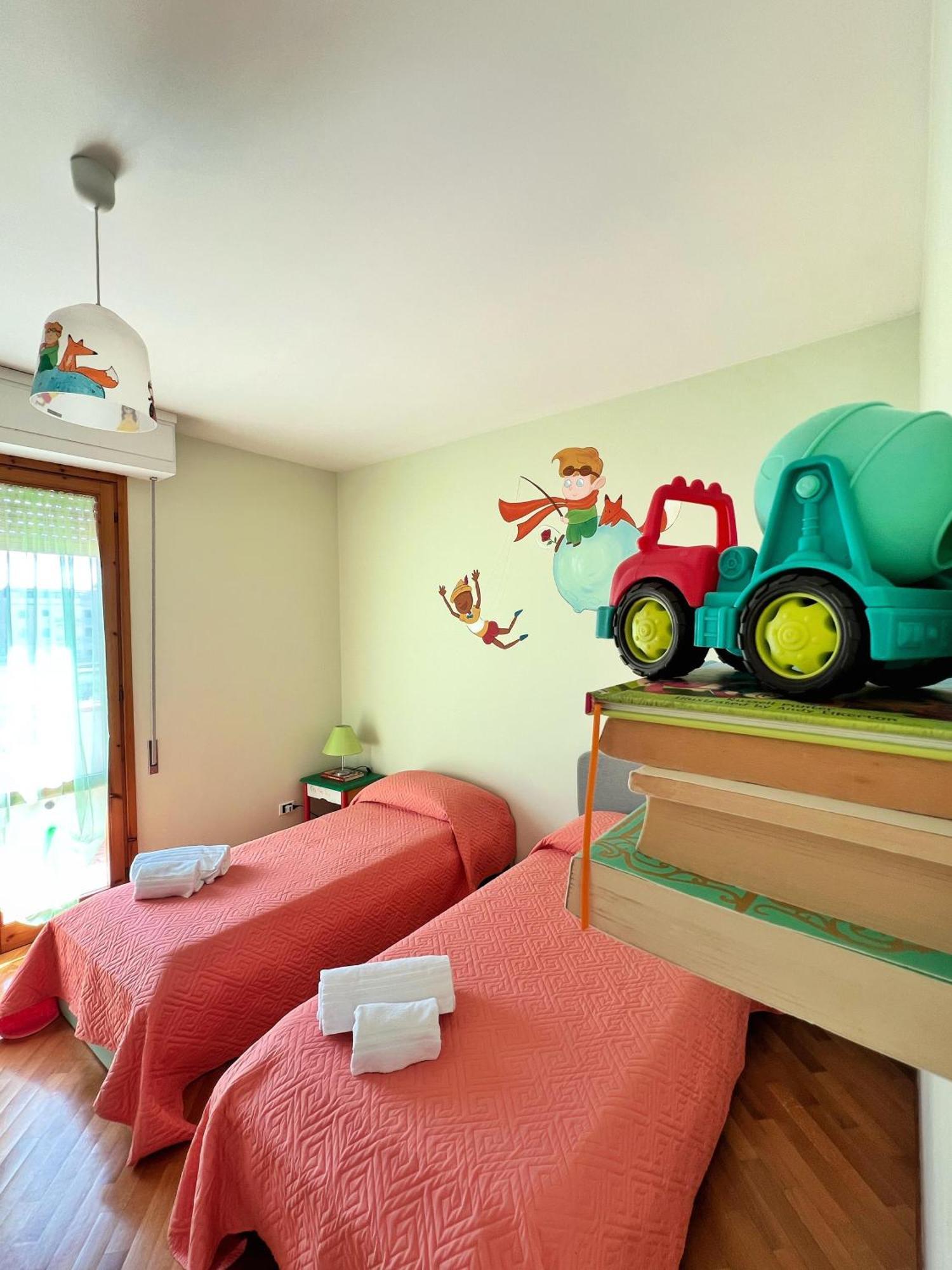 Onemorepage Family House - Un Soggiorno Da Favola تْشيرتالدو المظهر الخارجي الصورة